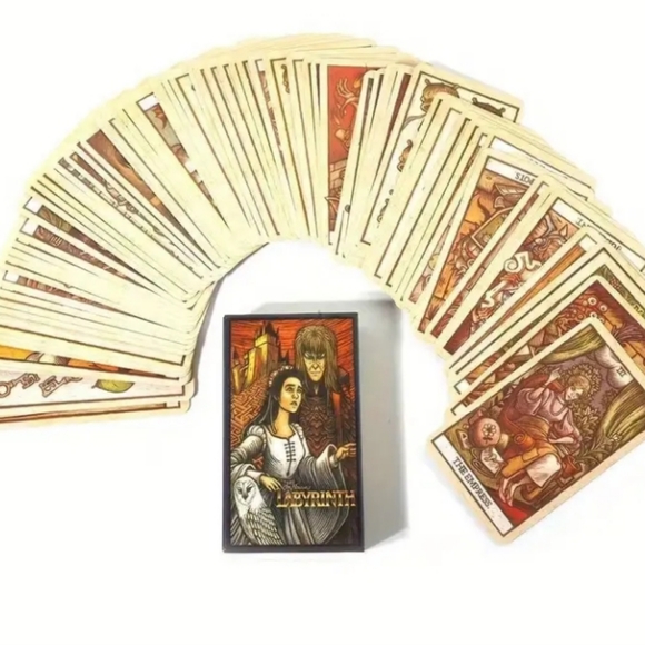 Labyrinth Tarot Cards - Picture 3 of 5